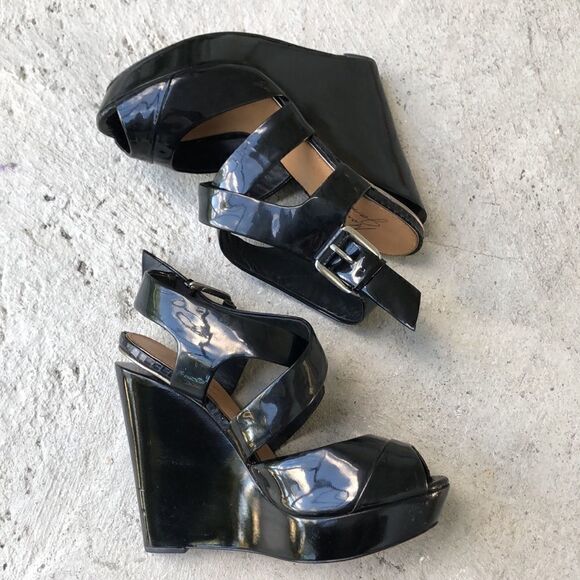 Mark and James platforms - Picture 2 of 11